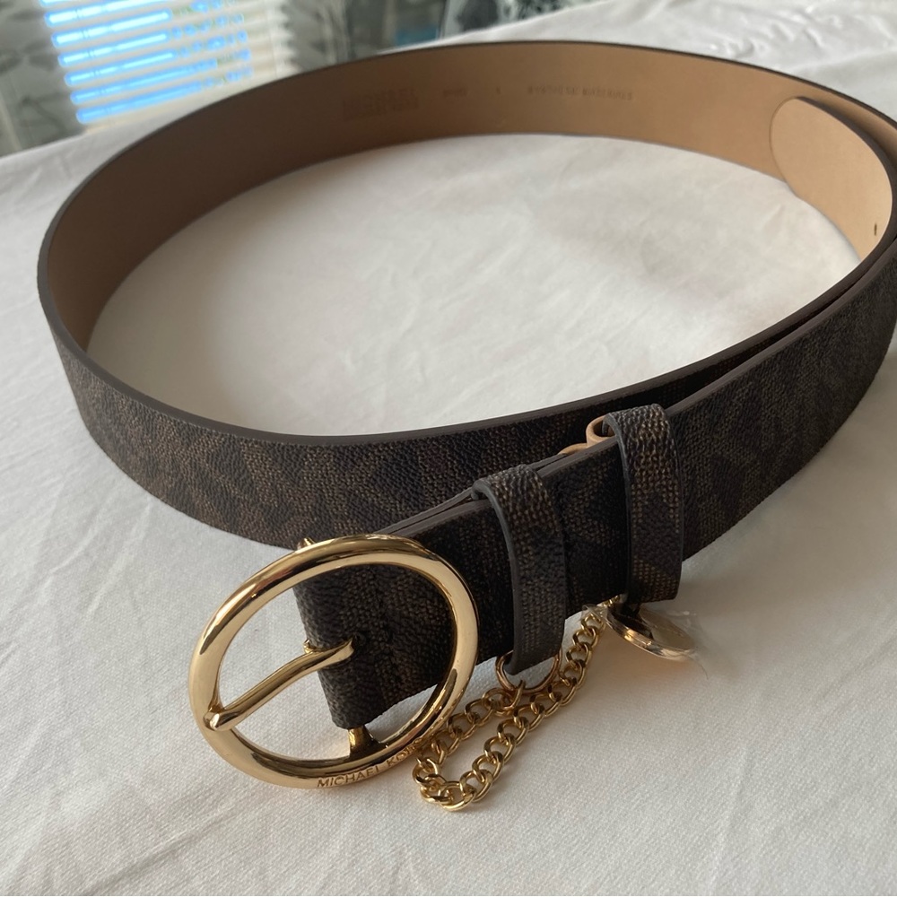 Michael Kors Women’s Mini Chain Logo Belt 551802.  Large